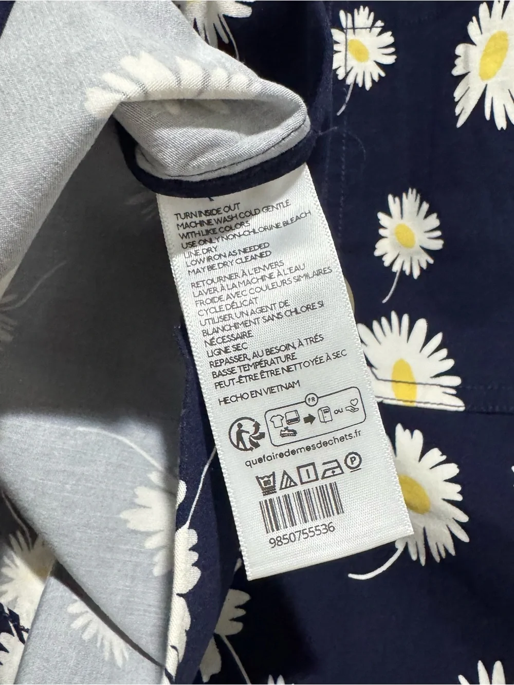 NWT Anthropologie Daisy Print Navy Mini Skirt Size M